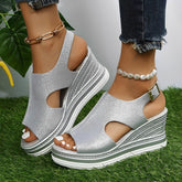 Neue orthopädische Sandalen
