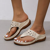 Orthopädische Flip-Flops mit weicher Sohle