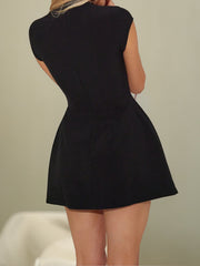 Neu Das Minikleid mit Flügelärmeln (Kaufe 2 und erhalte kostenlosen Versand)