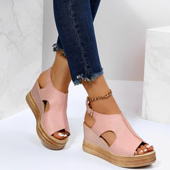 Neue orthopädische Sandalen