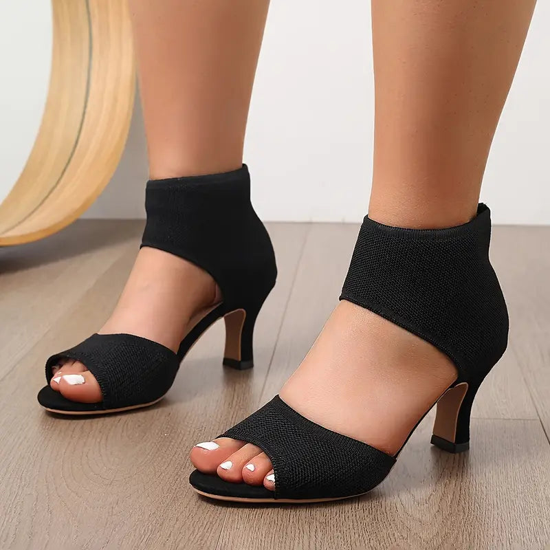 ❤️High Heel mit elastischem Riemen