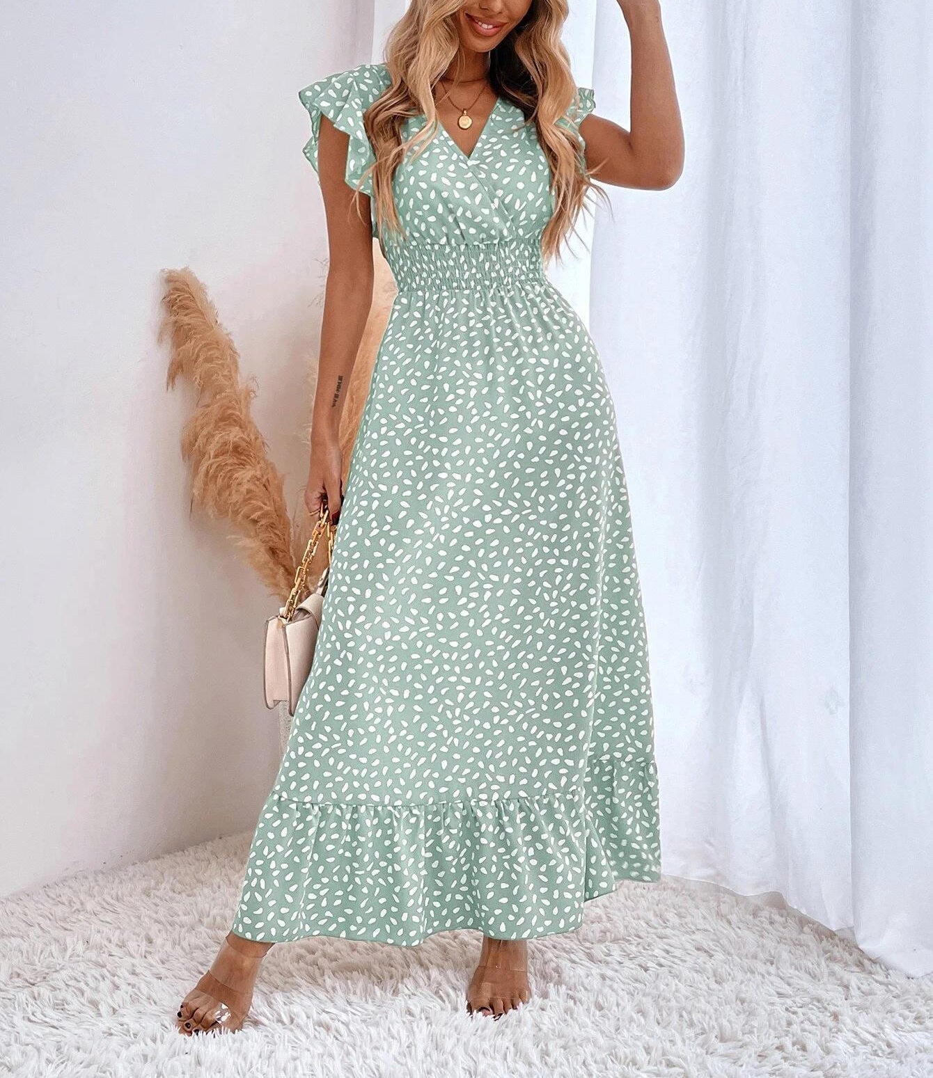 Bedrucktes Maxikleid mit Rüschenärmeln und V-Ausschnitt