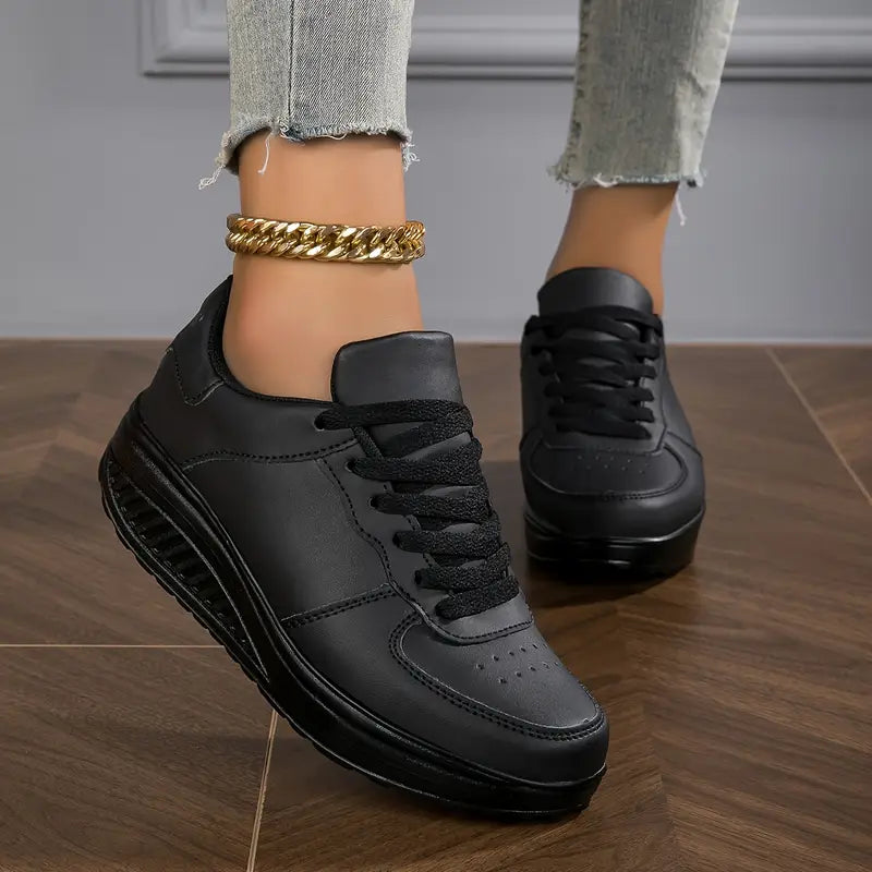 Orthopädische Plateau-Sneaker für Damen aus atmungsaktivem Material im Freizeit-Look