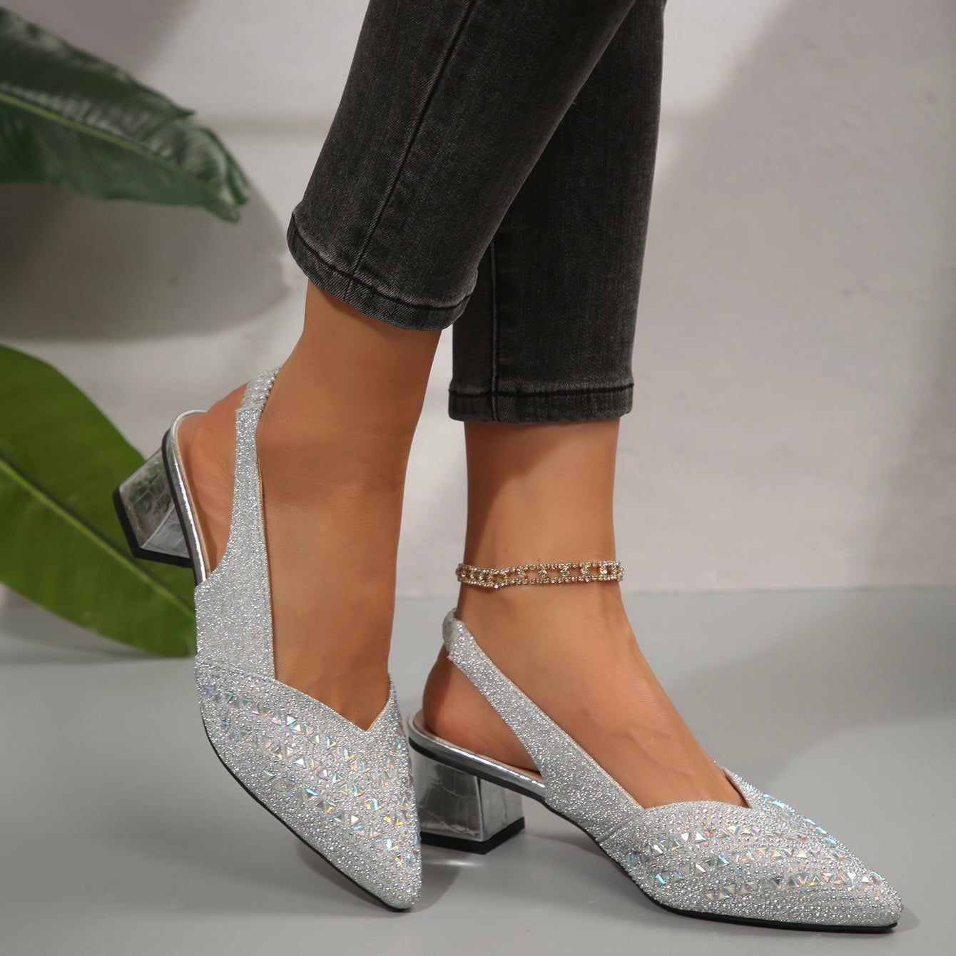 Elegante Damen-Sandalen mit Strass-Absatz zum Reinschlüpfen