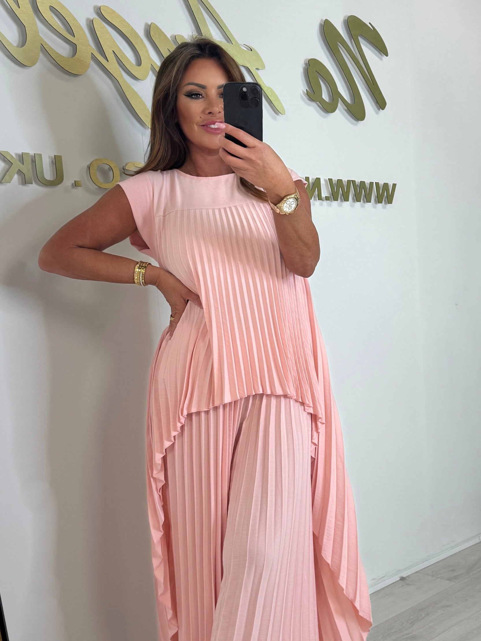 Plissiertes Zweiteiler-Set – High-Low-Oberteil & weite Hose Freizeit-Outfit