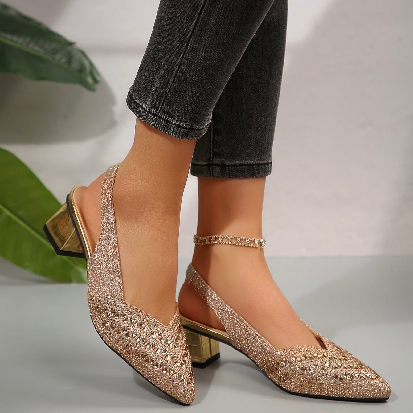 Elegante Damen-Sandalen mit Strass-Absatz zum Reinschlüpfen
