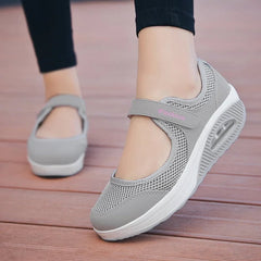 Dehnbare atmungsaktive leichte Walkingschuhe