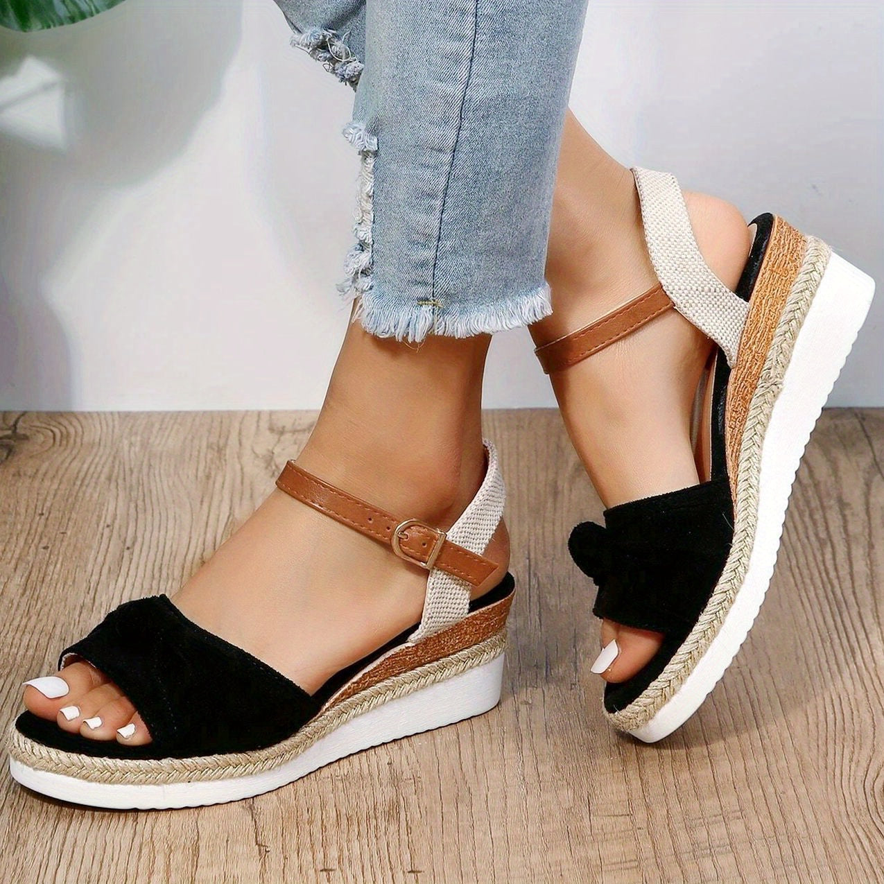 BOHO BLISS WEDGE-SANDALE